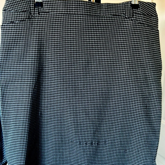 Jacket and skirt- black and white suit - Picture 3 of 4